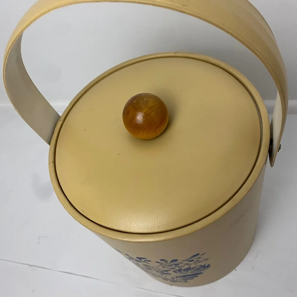 Vintage Georges Briard Ice Bucket American Country‎ Pottery Blue Design 1960's